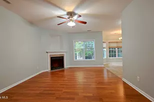 300 Bouy Ct, Swansboro, NC 28584 - Photo 21