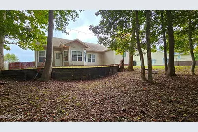 300 Bouy Court, Swansboro, NC 28584 - Photo 5