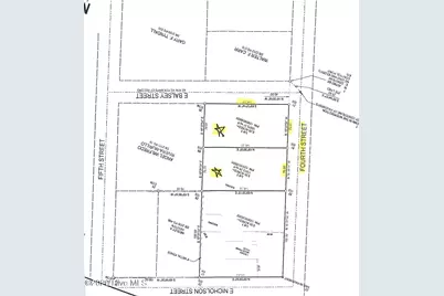 2 Fourth Street, Clinton, NC 28328 - Photo 1
