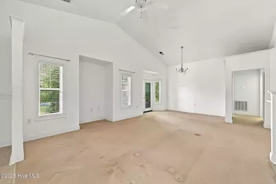 301 Sweetwater Cove, Newport, NC 28570 - Photo 7