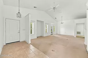 301 Sweetwater Cv, Newport, NC 28570 - Photo 3