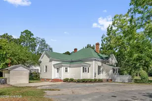 806 W Roseboro St, Roseboro, NC 28382 - Photo 29