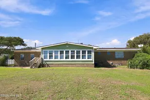563 Neptune Dr, Cape Carteret, NC 28584 - Photo 3