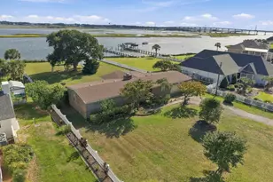 563 Neptune Dr, Cape Carteret, NC 28584 - Photo 43