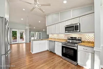 6207 Gondolier Drive, New Bern, NC 28560 - Photo 13