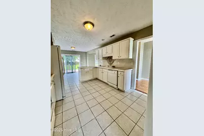 125 Batchelors Trail, Jacksonville, NC 28546 - Photo 7
