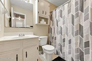 1142 Lakeview Ave, Richlands, NC 28574 - Photo 25