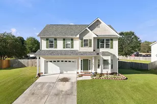 310 Exmoor Dr, Jacksonville, NC 28540 - Photo 1