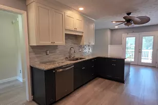184 E Ridge Ct, Jacksonville, NC 28540 - Photo 11