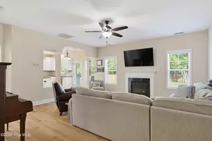 413 Harlequin Ct, Sneads Ferry, NC 28460 - Photo 5