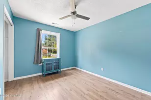 205 Meadow Ln, Jacksonville, NC 28546 - Photo 11