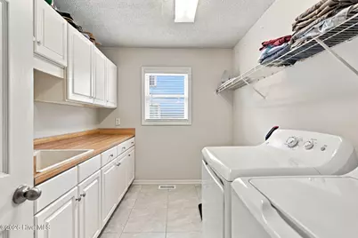 720 Fort Fisher Boulevard S, Kure Beach, NC 28449 - Photo 15