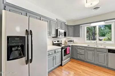 625 Redwood Drive, Southern Pines, NC 28387 - Photo 23