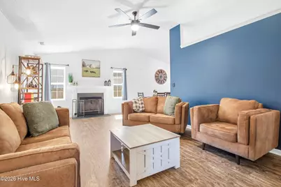115 Linden Road, Richlands, NC 28574 - Photo 5