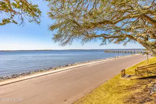 807 E Nash St, Southport, NC 28461 - Photo 67