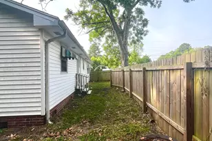 1409 Wooster St, Wilmington, NC 28401 - Photo 29