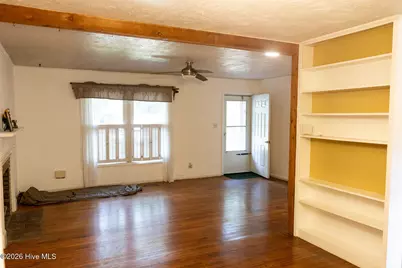 1610 E Indiana Avenue, Southern Pines, NC 28387 - Photo 9