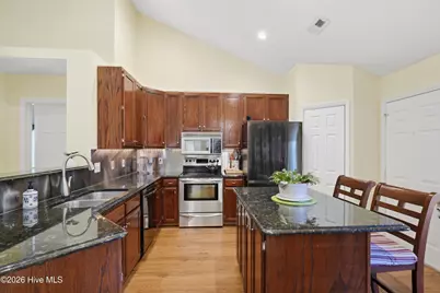5002 Blue Grass Court, Wilmington, NC 28409 - Photo 15
