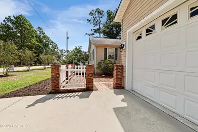 1299 N Shore Drive, Southport, NC 28461 - Photo 3