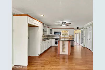 1299 N Shore Drive, Southport, NC 28461 - Photo 11