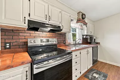 683 Bay Harbor Drive, Hampstead, NC 28443 - Photo 5