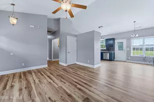 207 Bonanza Dr, Richlands, NC 28574 - Photo 11