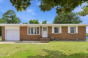 104 Yorkshire Dr, Jacksonville, NC 28546 - Photo 1