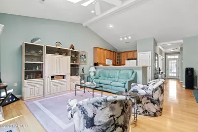 5006 Carleton Drive #Unit 137, Wilmington, NC 28403 - Photo 3