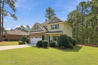 143 Michael Lane, Aberdeen, NC 28315 - Photo 3
