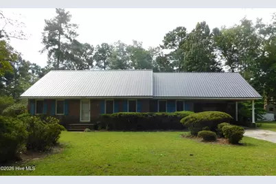12460 Laurelcrest Road, Laurinburg, NC 28352 - Photo 1