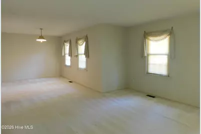 12460 Laurelcrest Road, Laurinburg, NC 28352 - Photo 7