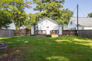 506 W Cutchin St, Clinton, NC 28328 - Photo 25