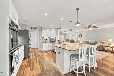 323 S Belvedere Drive, Hampstead, NC 28443 - Photo 7