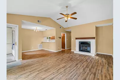 542 Shadowridge Road, Jacksonville, NC 28546 - Photo 7