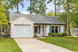 542 Shadowridge Rd, Jacksonville, NC 28546 - Photo 3