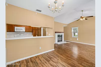 542 Shadowridge Road, Jacksonville, NC 28546 - Photo 11
