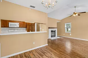542 Shadowridge Rd, Jacksonville, NC 28546 - Photo 11