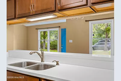 542 Shadowridge Road, Jacksonville, NC 28546 - Photo 17