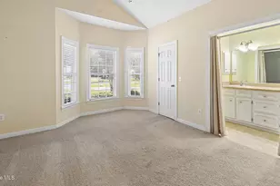 2954 Sherwin Downs Dr, Grimesland, NC 27837 - Photo 15
