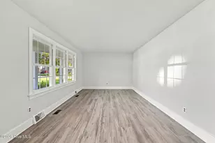 101 Heritage St, Greenville, NC 27858 - Photo 7