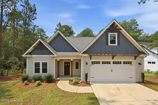 942 Greenbriar Dr, Vass, NC 28394 - Photo 1
