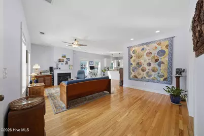 214 E 11th Street, Southport, NC 28461 - Photo 11