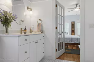 214 E 11th St, Southport, NC 28461 - Photo 35