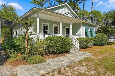 214 E 11th Street, Southport, NC 28461 - Photo 1