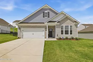 607 Pine Dune Ln, Aberdeen, NC 28315 - Photo 1