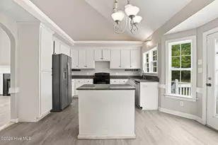 767 Pond View Ct, Rocky Mount, NC 27804 - Photo 7