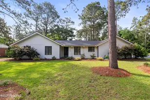 925 N Rdg St, Southern Pines, NC 28387 - Photo 1
