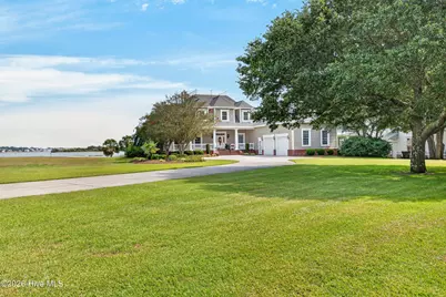 118 Harold Avenue, Swansboro, NC 28584 - Photo 3
