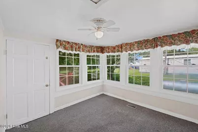 305 E 1st Street, Kenly, NC 27542 - Photo 35