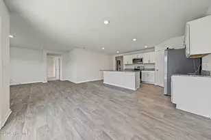 4042 Debbie Dr, Ayden, NC 28513 - Photo 11
